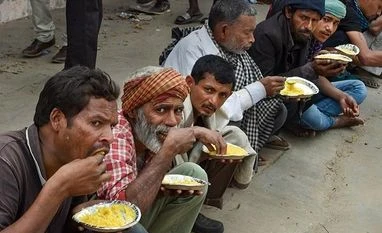 How states are reaching out to the poor amid coronavirus lockdown Homeless people and daily wagers