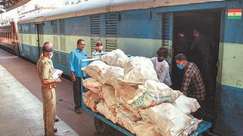 coronavirus, goods delivery coronavirus, goods delivery