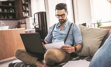 Telcos find some relief in lockdown, revenues rise 15% as usage picks pace telcos