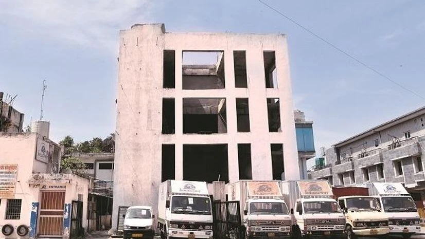 msme, okhla, coronavirus, road, trucks msme, okhla, coronavirus, road, trucks