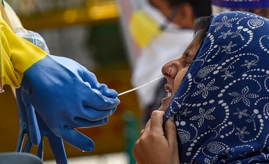 Essential services in Pune's containment zones to open for limited duration Shops with essential services to remain open for limited duration in Pune's containment zones