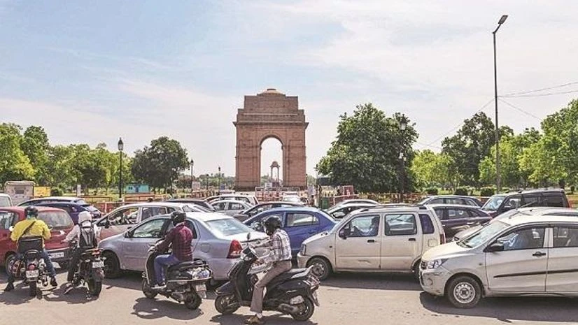 india gate, delhi, people, lockdown, traffic, coronavirus india gate, delhi, people, lockdown, traffic, coronavirus