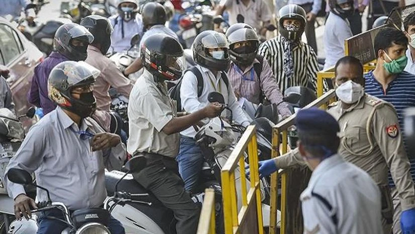 coronavirus, lockdown, traffic, people, police, curfew coronavirus, lockdown, traffic, people, police, curfew