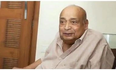 M P Veerendra Kumar, RS member and press baron from Kerala, passes away M P Veerendra Kumar,