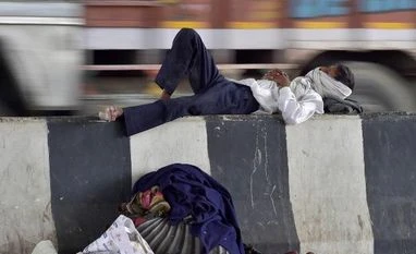 India on the brink of reaching grim milestone of 5,000 Covid-19 deaths lockdown, coronavirus, Migrant workers