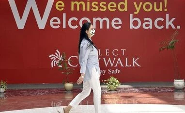 Delhi govt directs hospitals to get feedback from Covid-19 survivors shopping mall, unlock, lockdown, coronavirus