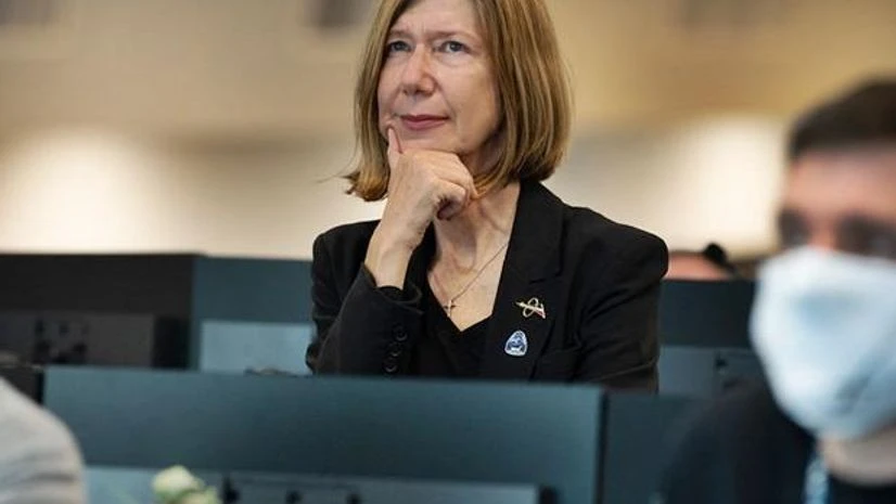 Kathy Lunders Kathy Lunders