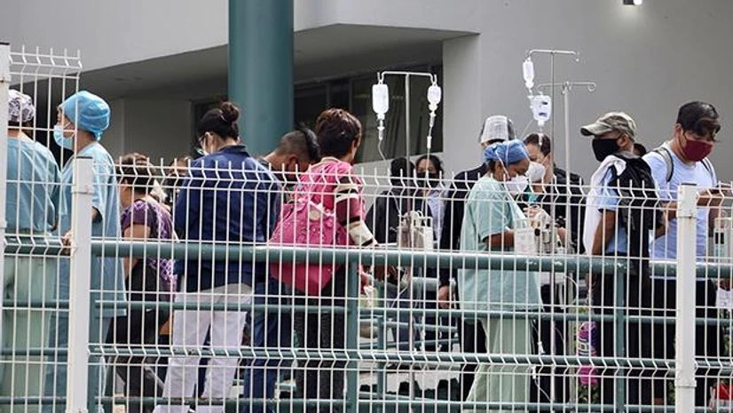 Mexico earthquake Patients are evacuate from a public hospital after an earthquake in Oaxaca, Mexico. Photo: PTI