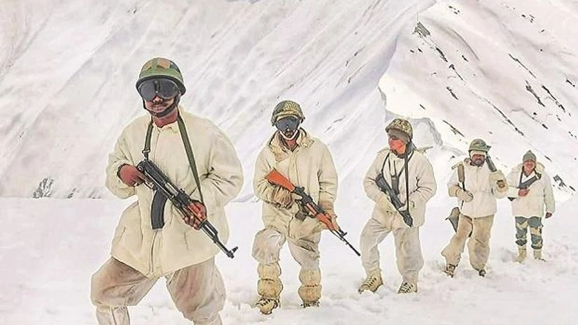 kashmir, china, border, LAC, line of actual control, loc, army, troops, snow, mountain kashmir, china, border, LAC, line of actual control, loc, army, troops, snow, mountain