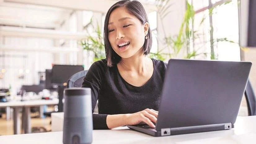 alexa, voice assistant alexa, voice assistant