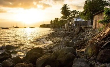 Climate change: Small island nations not waiting for rich countries to act Dominica