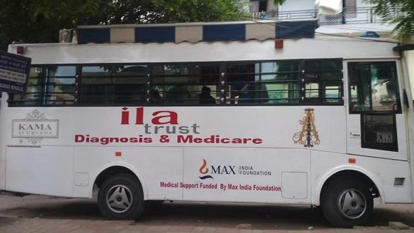 Ila Trust, bus Ila Trust, bus