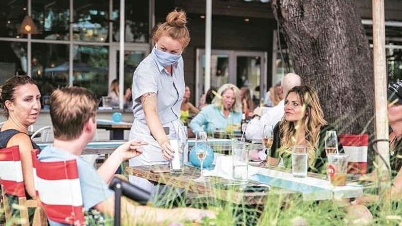 coronavirus, covid, covid-19 California, Florida and Texas have reported at least 892,000 cases since the start of the pandemic. On Monday alone, there were at least 30,000 new cases recorded across the three states, 18 per cent of the world’s daily total (Photo: Reuters)
