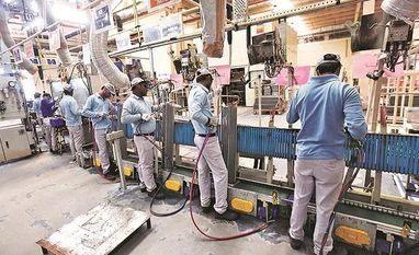Employers favour administrative labour reforms over legislative ones workers, jobs, employers, manufacturing, economy, demographic, workforce