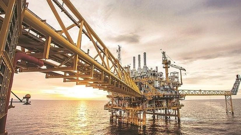 Oil & gas, rig Oil & gas, rig