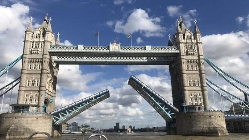 London Tower bridge gets stuck London to move into toughest tier of Covid-19 restrictions: Report