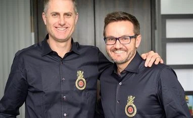 Youngsters will find tougher to get back into groove post-Covid-19: Katich Simon Katich, Head Coach , Mike Hesson – Director of Cricket Operations, RCB