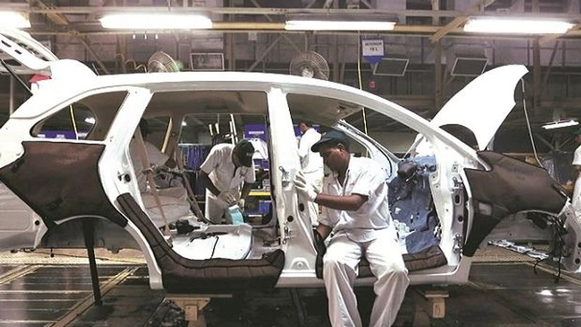 automobile, auto sales, car, equipment, manufacturing, component, production, jobs, workers automobile, auto sales, car, equipment, manufacturing, component, production, jobs, workers