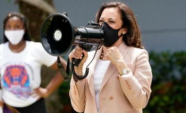 US deserves to have Prez who understands dignity of people: Kamala Harris Kamala Harris, US elections