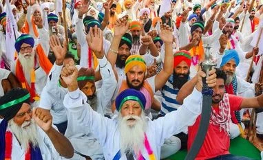 Farmers to ring in New Year at borders as leaders draw plans for next meet farmers protest