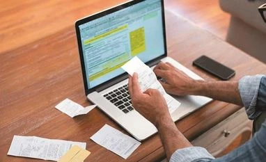 Due date for 'filing belated, revised' ITRs for AY20 extended to Nov 30 Tax filing