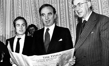 Harold Evans: 'A newspaper is an argument on the way to a deadline' Harold Evans