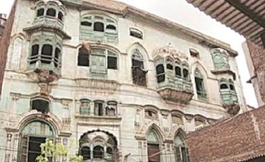 Pakistan govt to buy ancestral houses of Raj Kapoor, Dilip Kumar Ancestral house Bollywood actor Raj Kapoor