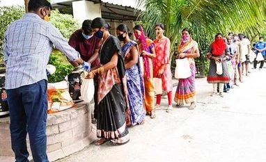 Corporate HR exec starts Rice ATM to help the poor hit by Covid-19 pandemic Rice atm, coronavirus