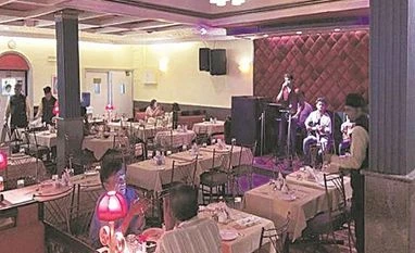 park street, kolkata, coronavirus, covid, restaurants, socialize park street, kolkata, coronavirus, covid, restaurants, socialize