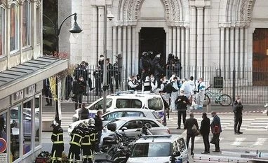 Factory explosion in Bergerac in southwest France leaves 8 injured France, France attack, French police