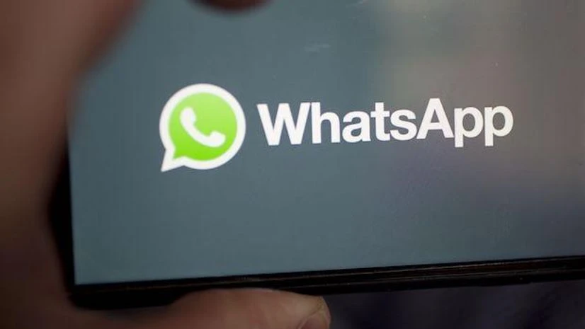 WhatsApp, Facebook, WhatsApp, Facebook,