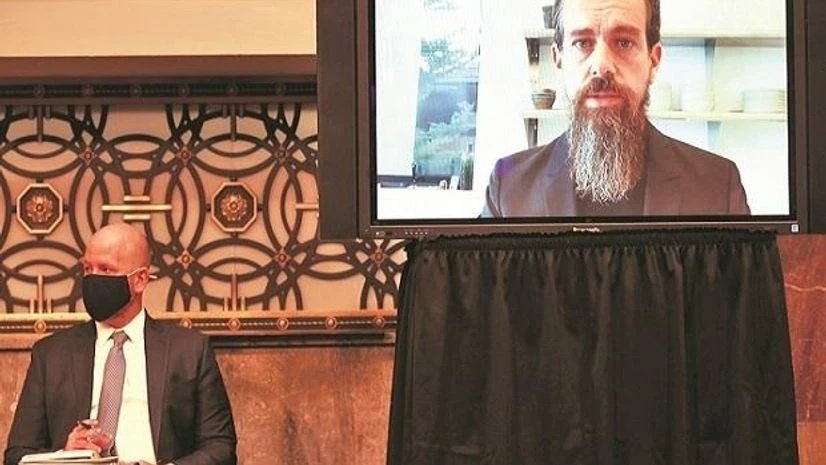 Twitter, social media, Jack Dorsey Responding to a question, both Dorsey and Zuckerberg said that they support reforming Section 230 but opposed government regulation