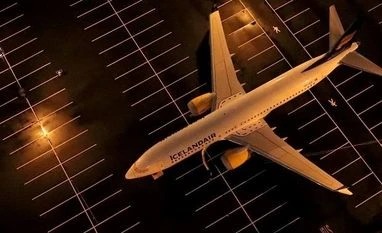 Large Boeing 737 MAX customers signal caution on orders amid Covid-19 Iceland Air, Boeing 737 Max