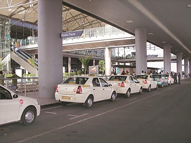 Maharashtra: Taxi owners, drivers seek deferment of EMIs amid Covid curbs