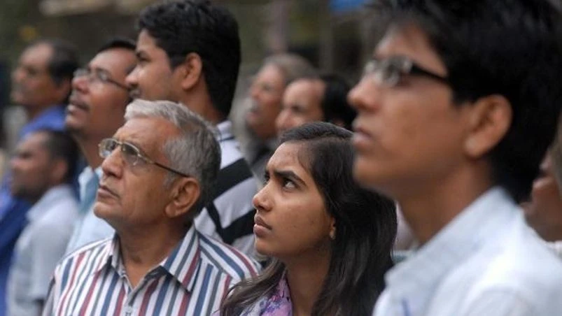 markets, investor, stock market MARKET LIVE: Sensex trades lower in volatile session; HDFC twins, RIL slip