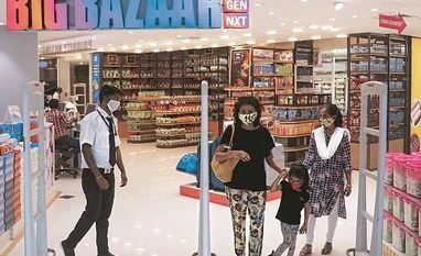 Amazon warns FRL against holding meetings to approve Reliance deal Big Bazaar
