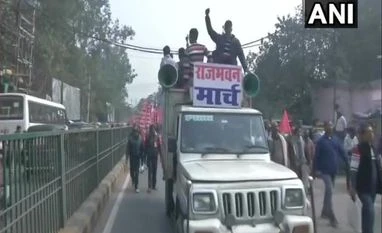 Anti-farm bill demonstration lathi charged in Patna, several injured Patna protest