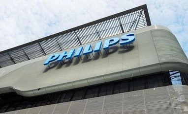 Philips sees Q4 earning dipping 40% due to part shortage, ventilator recall Philips
