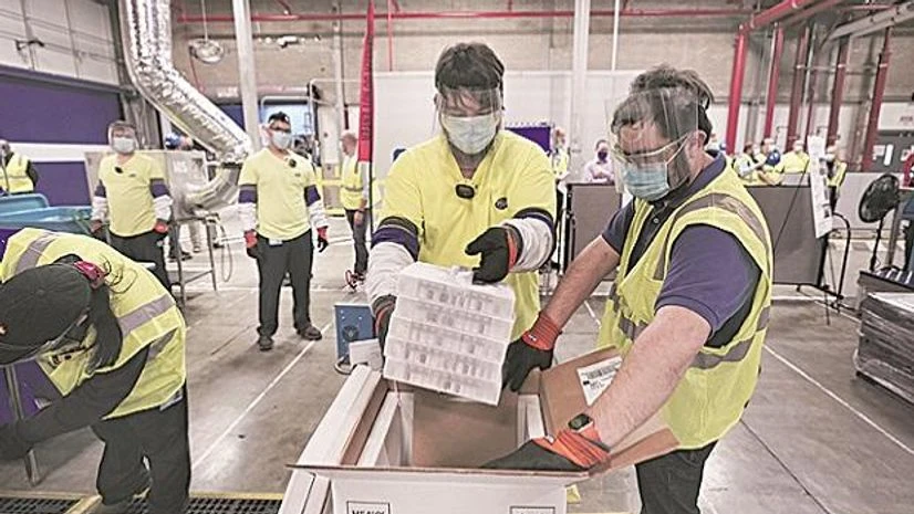 vaccine, pharma, cold storage, cold chains, coronavirus, medicine, drugs, medical research, covid, lab vaccine, pharma, cold storage, cold chains, coronavirus, medicine, drugs, medical research, covid, lab