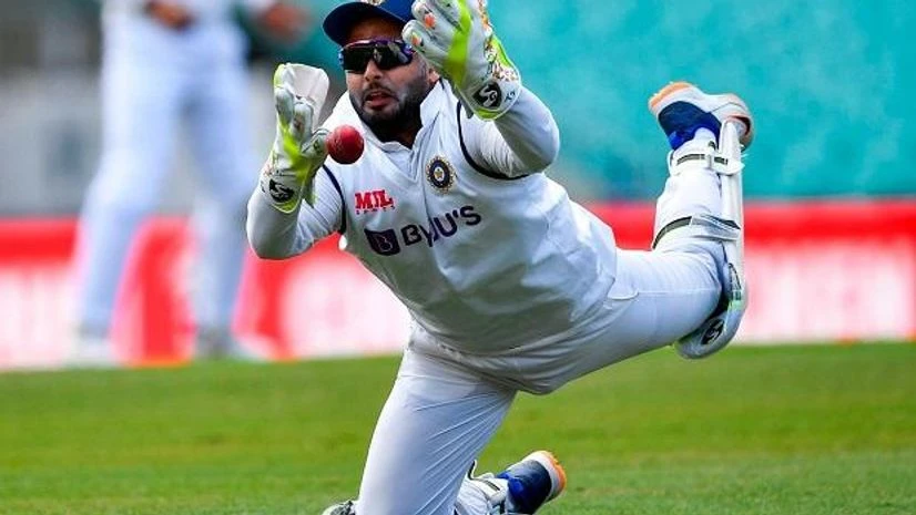 1610057082 5622 Rishabh pant debut match : मुझे यकीन हुआ जिस तरह मुझे बिच मैदान पर …..