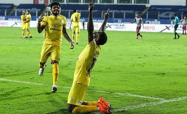 Ogbeche the difference as Mumbai City brush aside ATK Mohun Bagan challenge Bartholomew Ogbeche, mumbai city, isl