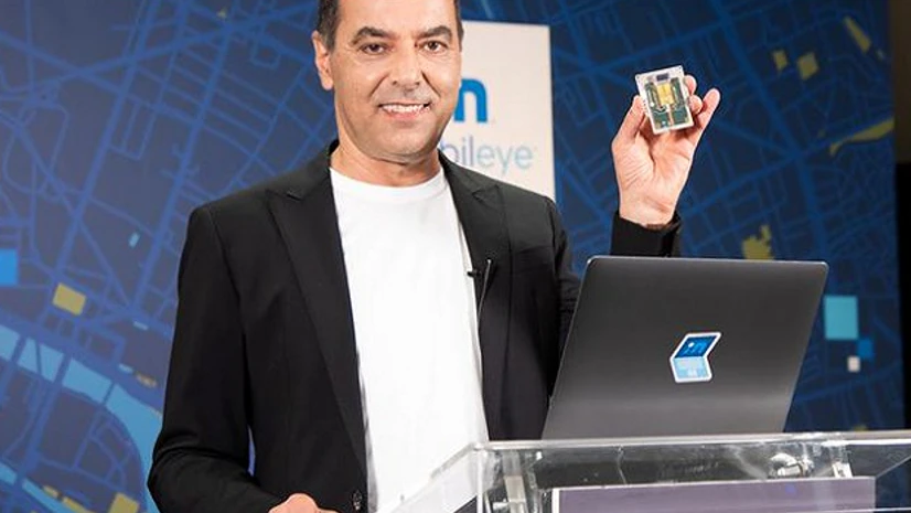 Chief Executive Amnon Shashua said that Mobileye's robotaxis will use multiple Luminar units Chief Executive Amnon Shashua said that Mobileye's robotaxis will use multiple Luminar units