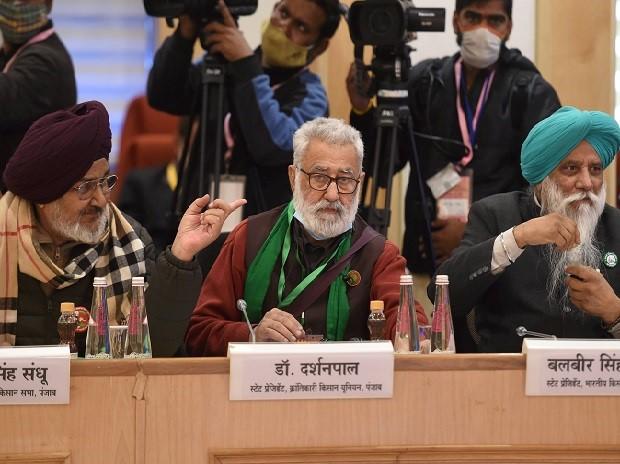 Union ministers start 11th round of talks with protesting farmer unions