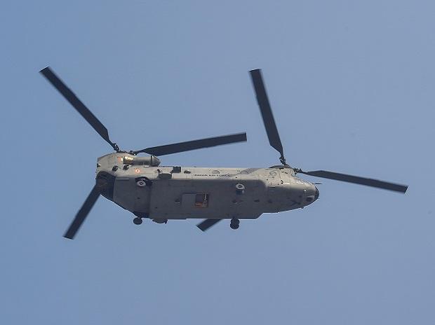 Kerala Rains: Indian Air Force medium-lift inducted for flood relief Kerala Rains: Indian Air Force medium-lift inducted for flood relief