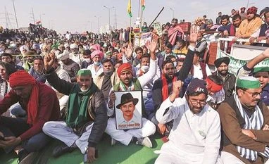 SC panel on farm laws holds talks with officials of agri-related ministries farmers' protests