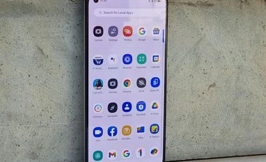 Realme X7 Pro shows not all good smartphones have to be thick, heavy, bulky Realme X7 Pro