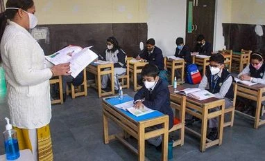 Coronavirus LIVE: Night curfew to be imposed in Gujarat's four cities coronavirus