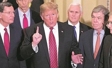 Trump asks Supreme Court to block release of documents to Jan 6 riots panel Donald Trump