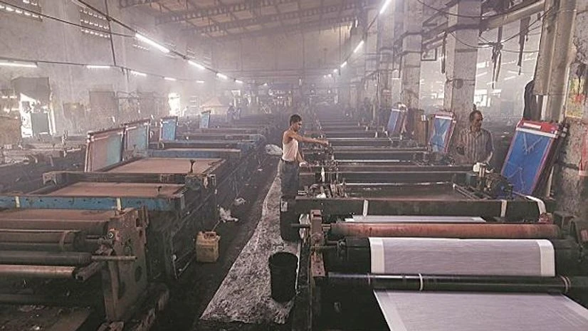 Govt approves extension of RoSCTL scheme till 2024 for textiles exporters Textile industy, manufacturing, msmes, jobs, workers, labour, rights