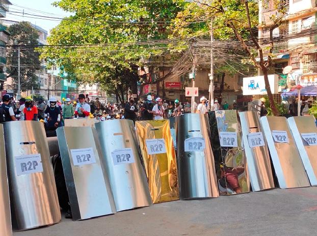 Myanmar forces kill 7 demonstrators as crackdown on protesters continues